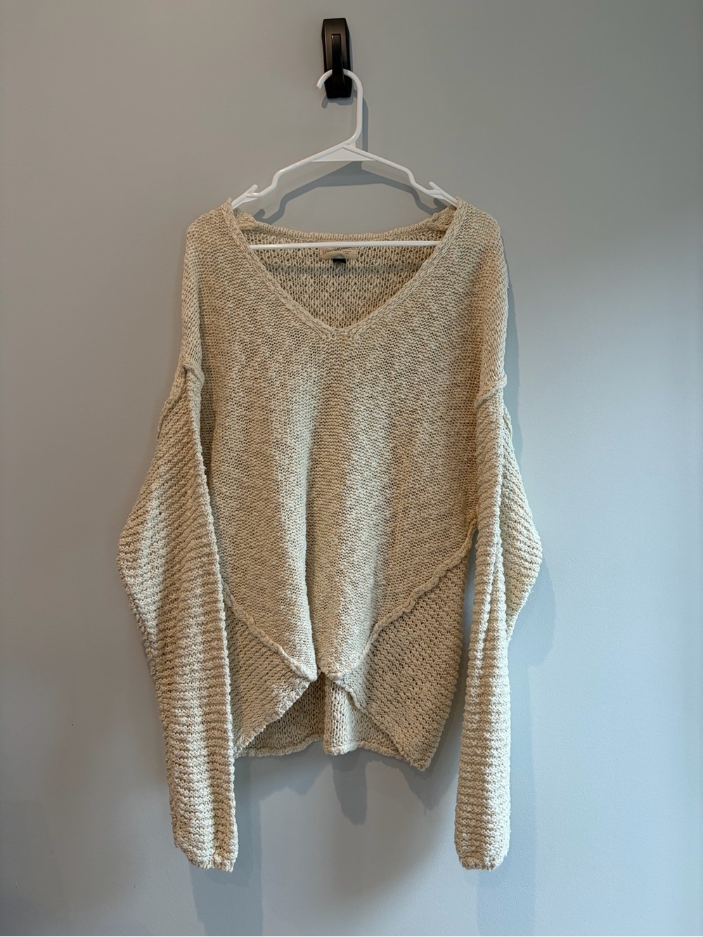 Universal Thread Cream Knit V-Neck Sweater